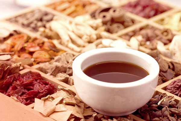 蒼術(shù)酮藥理作用,蒼術(shù)酮藥理作用與功效